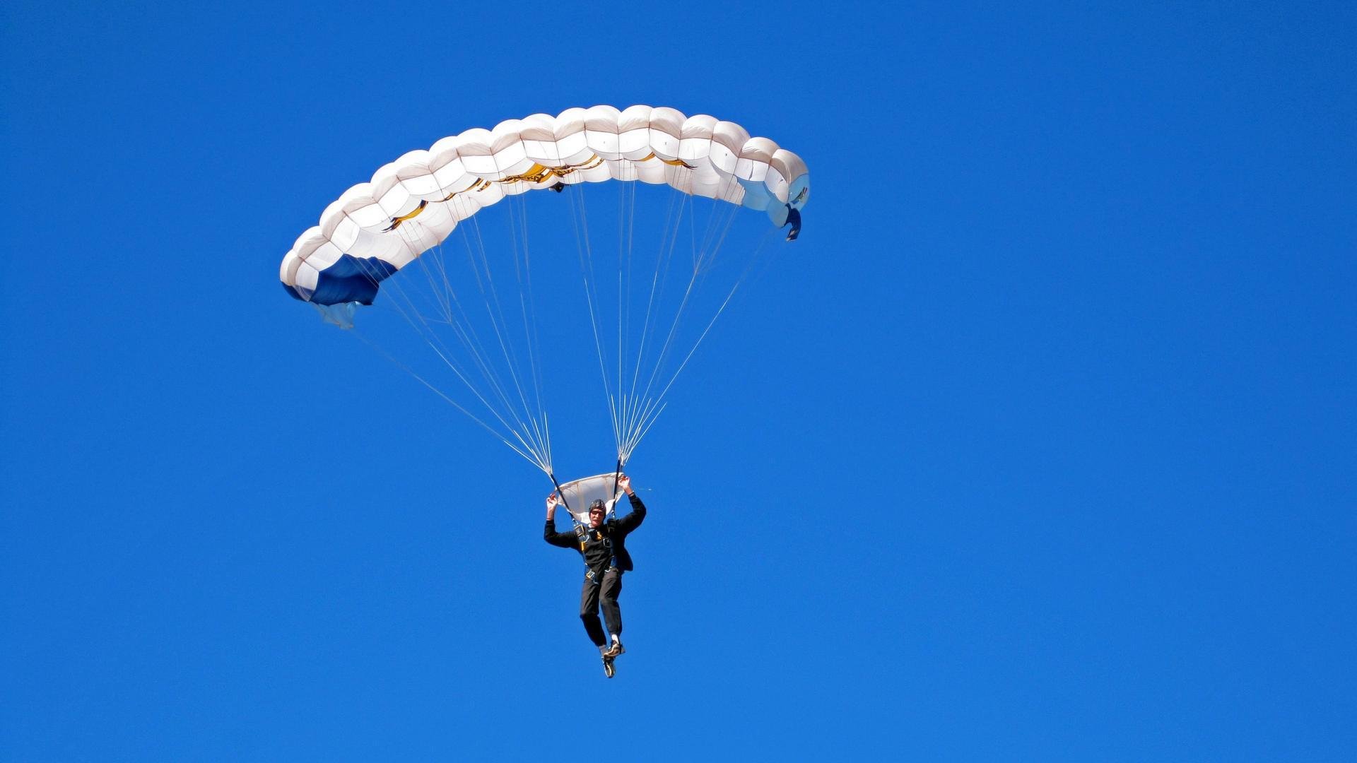 公牛球员参与“全国青少年篮球导师计划”，公牛篮球队